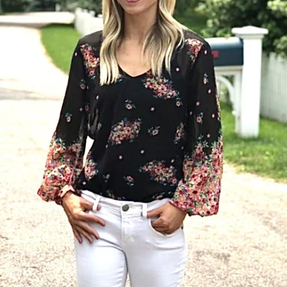 CAbi Womens Blouse Medium Black Blooming Floral Flowers Semi-Sheer 3594 Peasant